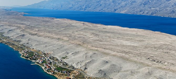 Pag – drukčiji od ostalih otoka Pag – drukčiji od ostalih otoka